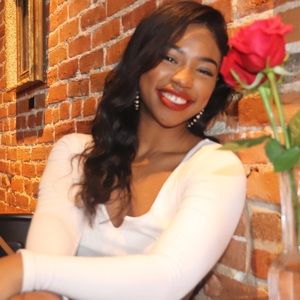 Meet your Posher, Loren